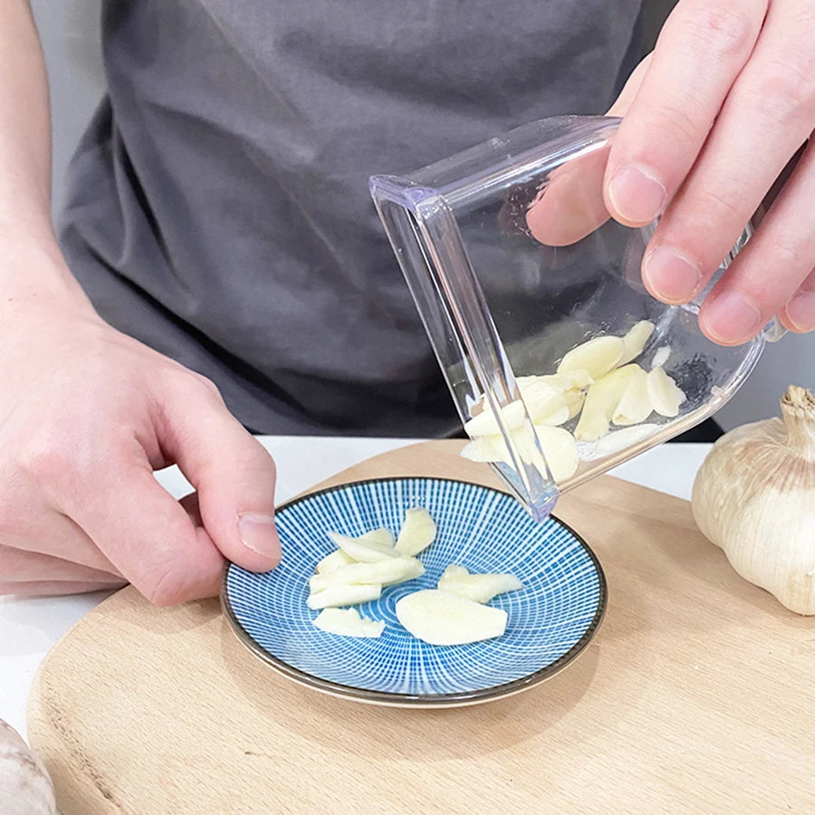 Practical Garlic Cutter